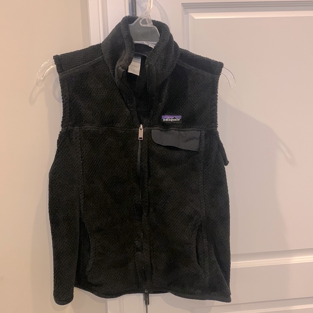 Black Patagonia fleece vest, medium